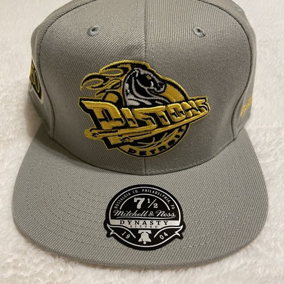 NWT Mitchell and Ness NBA Detroit Pistons NBA 50th Anniversay Cap 7 1/2 - Picture 1 of 5